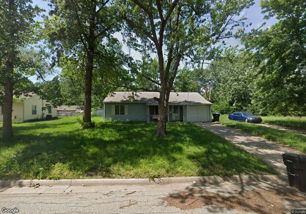 3573 SW Devon Ave, Topeka, KS 66611 - photo 1