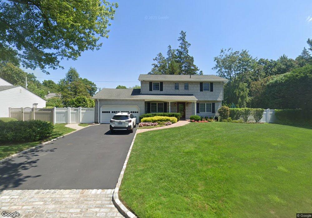 19 Briarcliff Ln, Glen Cove, NY 11542 - photo 1