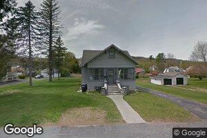 21 Park St, Proctor, VT 05765