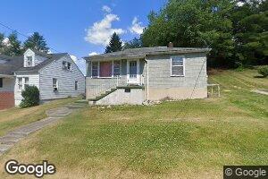 82 Hatcher St, Bluefield, WV 24701
