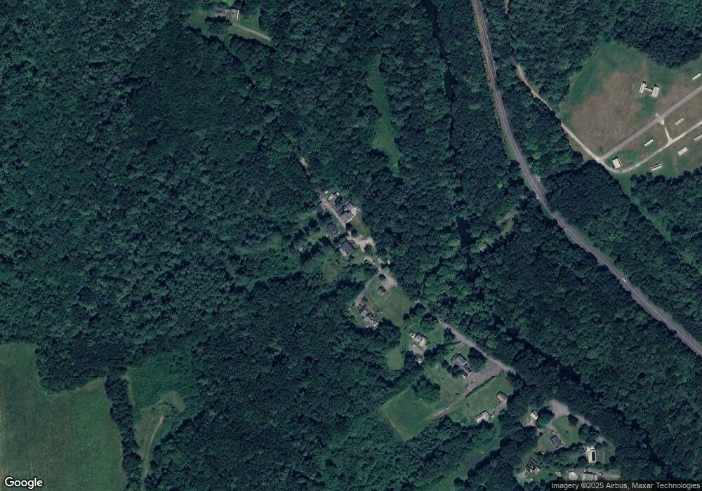 314 Ponakin Rd, Lancaster, MA 01523 - photo 1