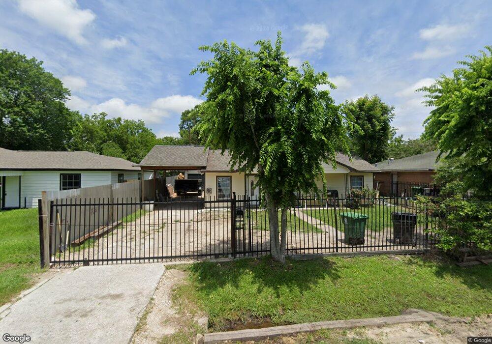 7321 Howton St, Houston, TX 77028 - photo 1