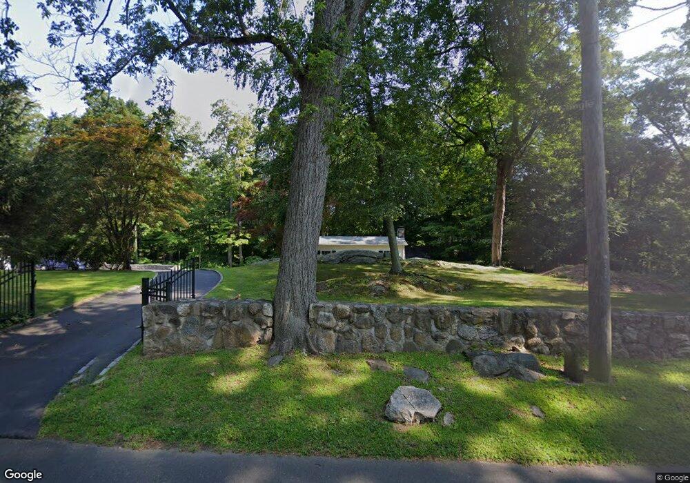 49 N Stanwich Rd, Greenwich, CT 06831 - photo 1