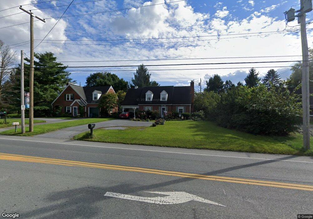 812 E Main St, Mount Joy, PA 17552 - photo 1