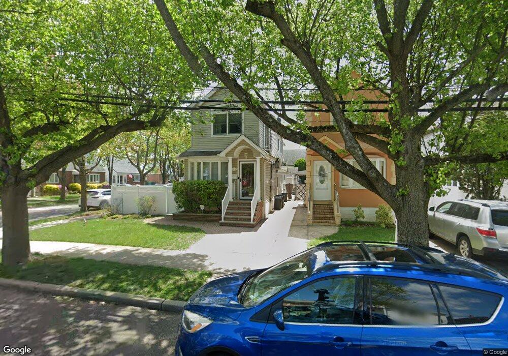 26020 83rd Ave, Glen Oaks, NY 11004 - photo 1