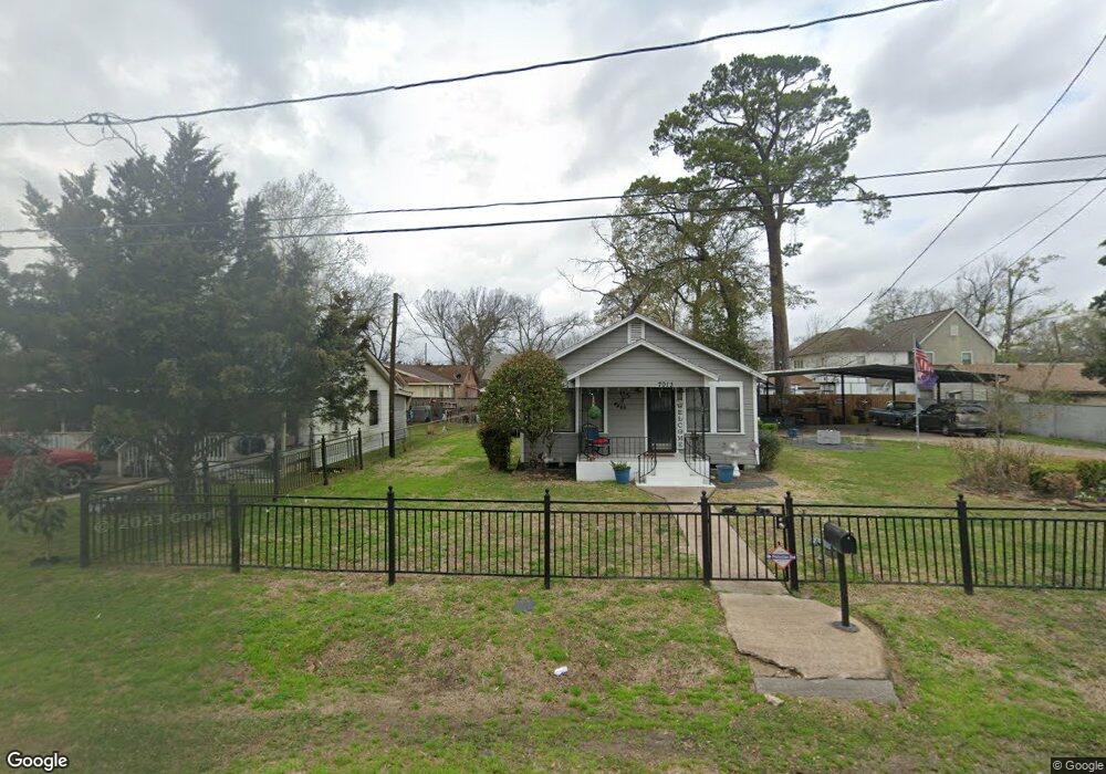 7013 Duan St, Houston, TX 77022 - photo 1