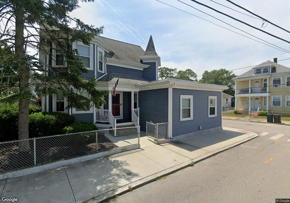 5 Norfolk Ave, Pawtucket, RI 02861 - photo 1