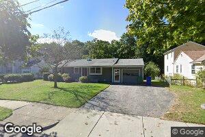 35 Baker Place, Newton Lower Falls, MA 02462
