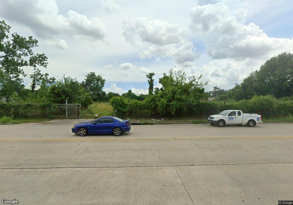 4421 Pinemont Dr, Houston, TX 77018 - photo 1