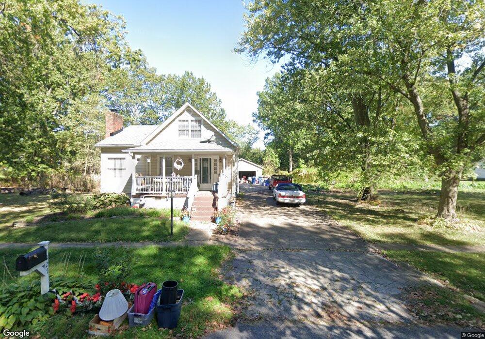 4027 Laurel Rd, Lorain, OH 44055 - photo 1