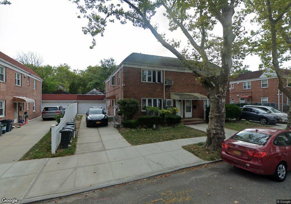 75-25 198th St unit 2nd Fl, Flushing, NY 11366 - photo 1