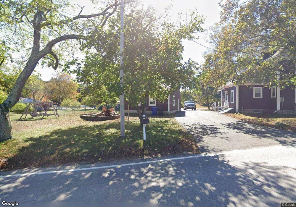 11 Pelham Rd, Hudson, NH 03051 - photo 1