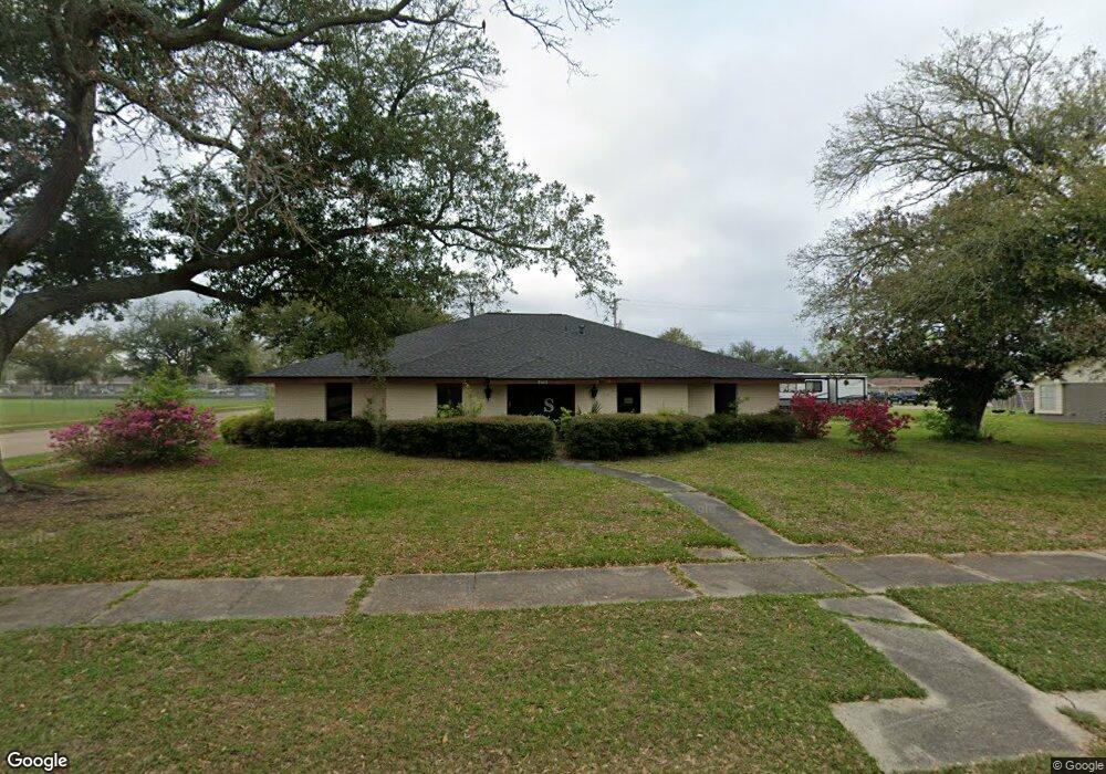 2401 20th St, Lake Charles, LA 70601 - photo 1