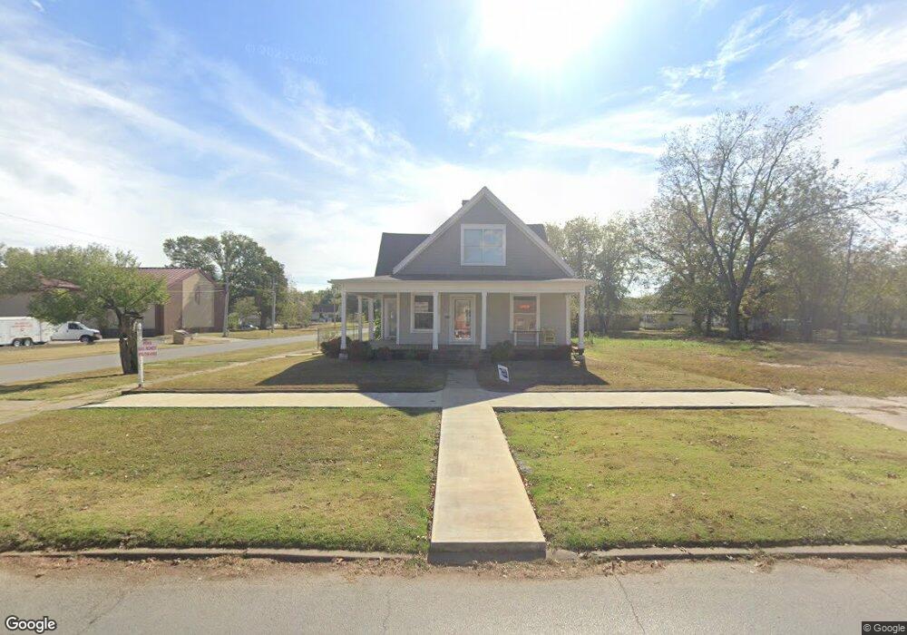 404 W 8th St, Okmulgee, OK 74447 - photo 1