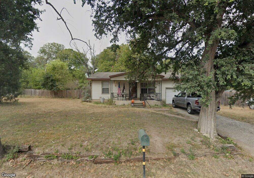 1211 Sleepy Hollow Ln, New Braunfels, TX 78130 - photo 1