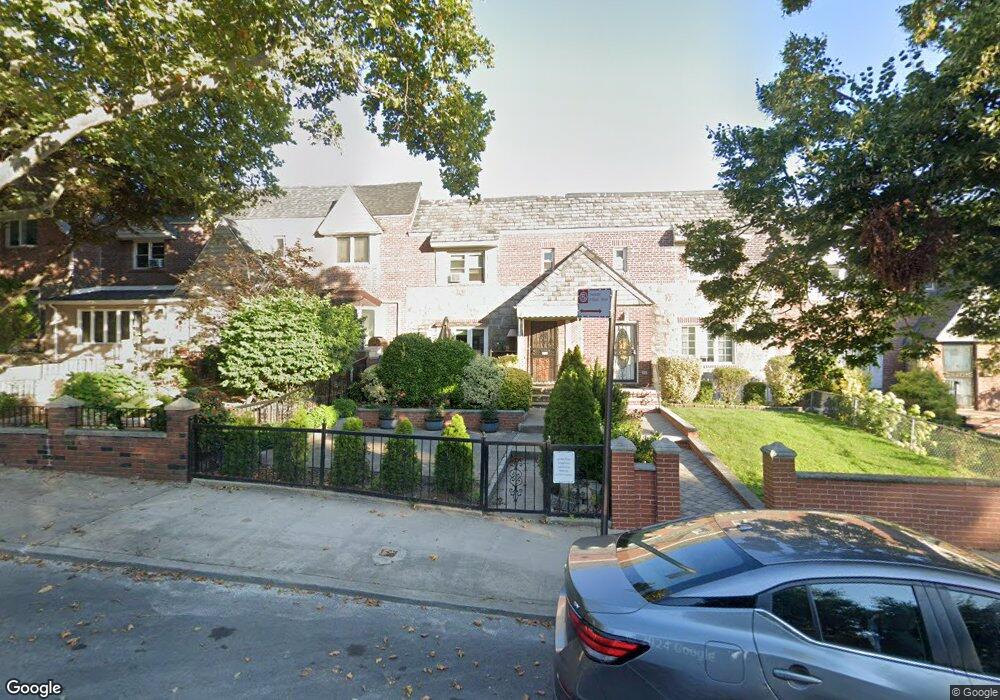 2008 35th St, Astoria, NY 11105 - photo 1