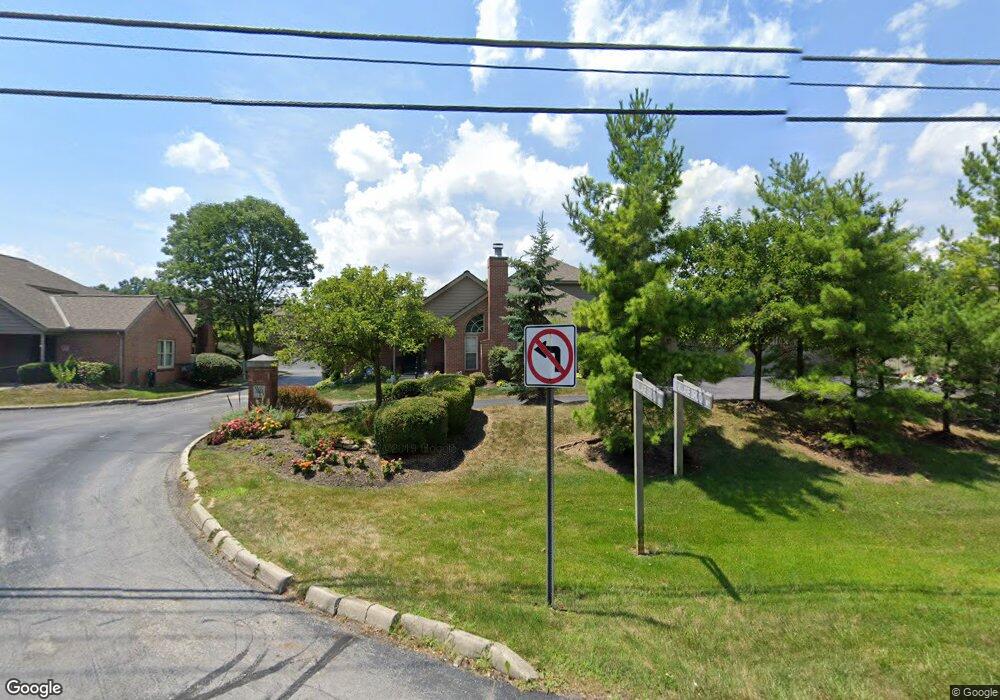 882 Village Brook Way unit 882, Columbus, OH 43235 - photo 1