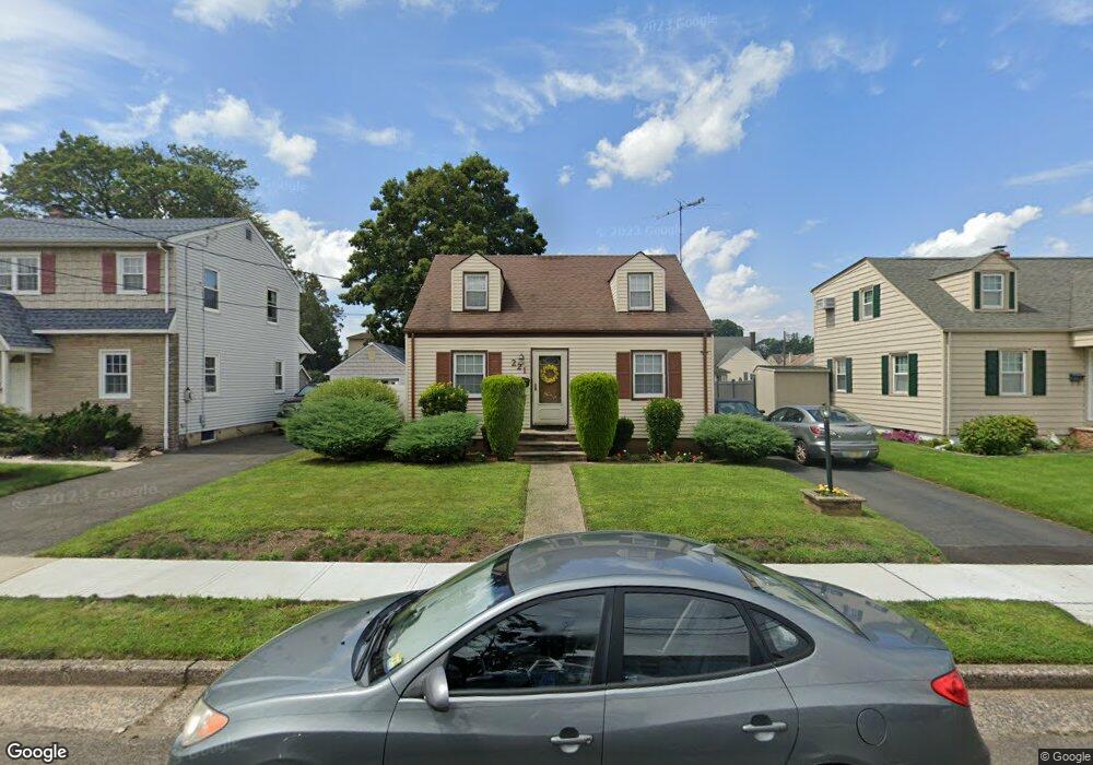 221 N 9th Ave, Manville, NJ 08835 - photo 1