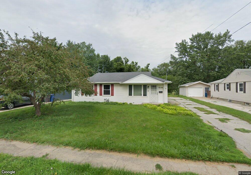 6104 SW 14th St, Des Moines, IA 50315 - photo 1