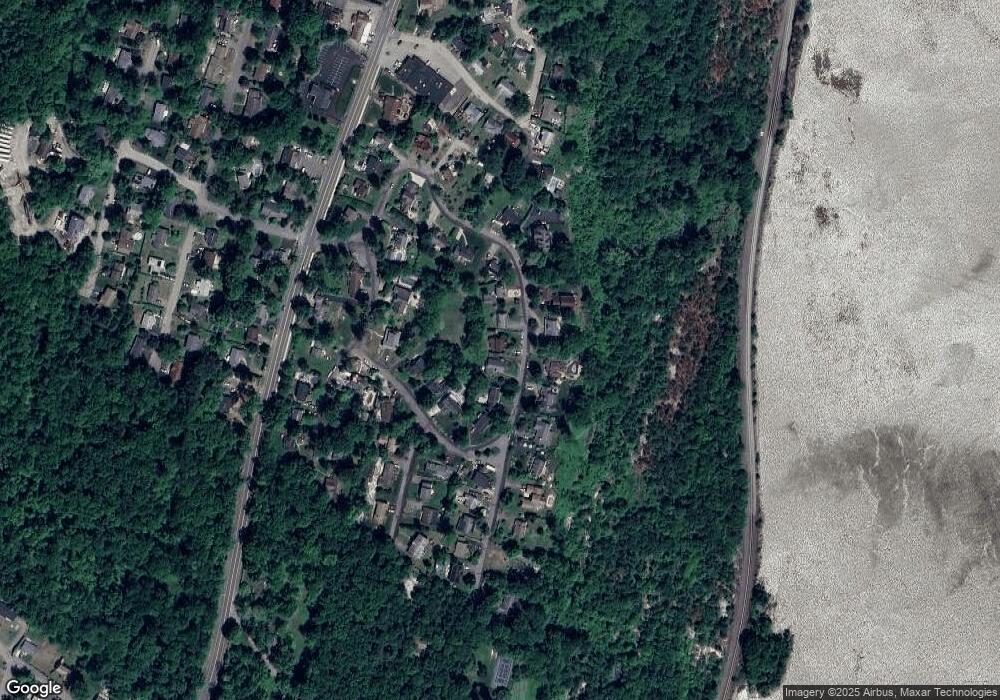 43 Ondaora Pkwy, Highland Falls, NY 10928 - photo 1