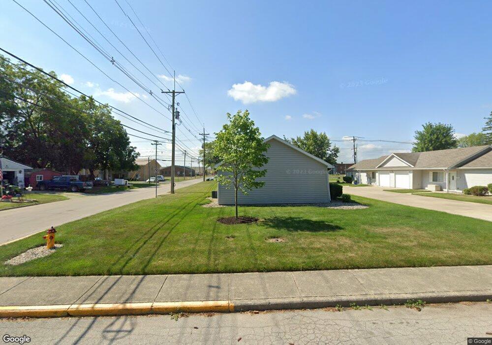 422 E Horton St, Bluffton, IN 46714 - photo 1