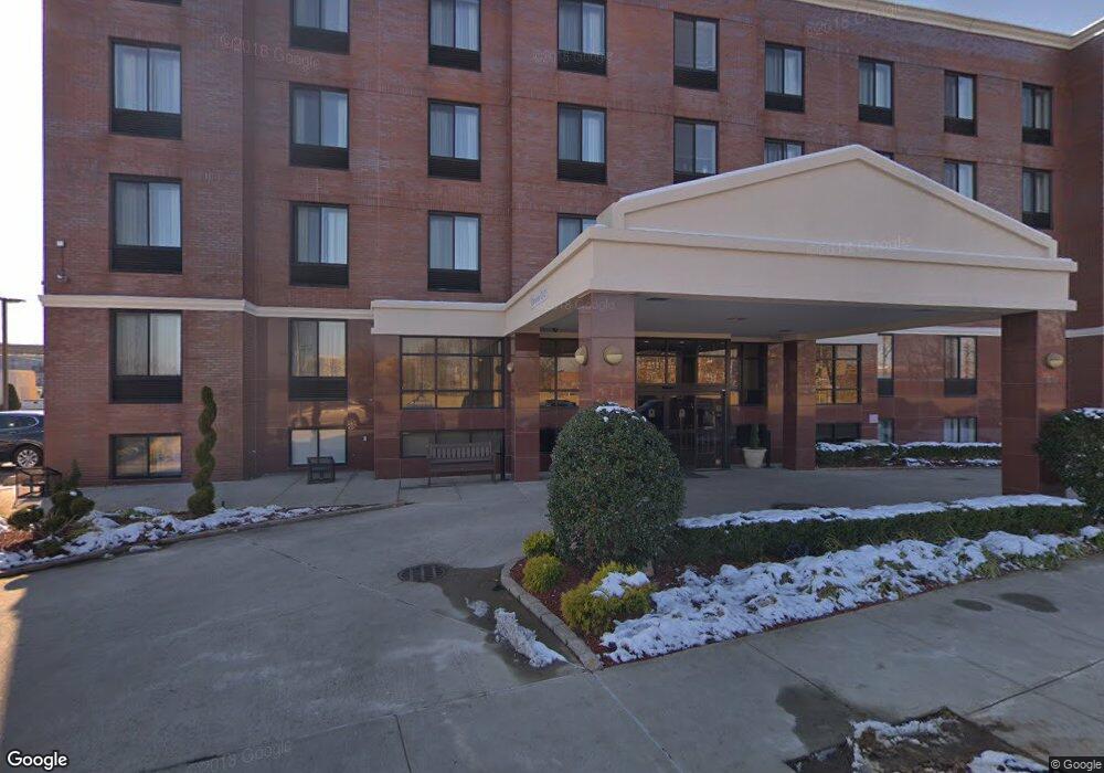 4520 Astoria Blvd, Long Island City, NY 11103 - photo 1