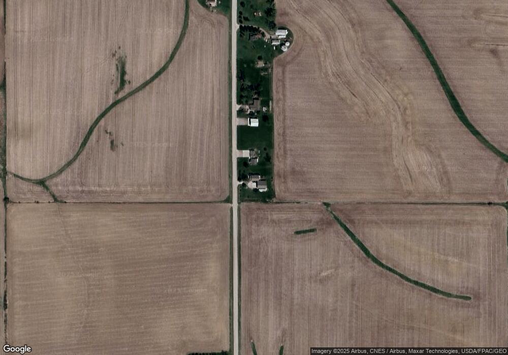 1142 E 60th St N, Newton, IA 50208 - photo 1