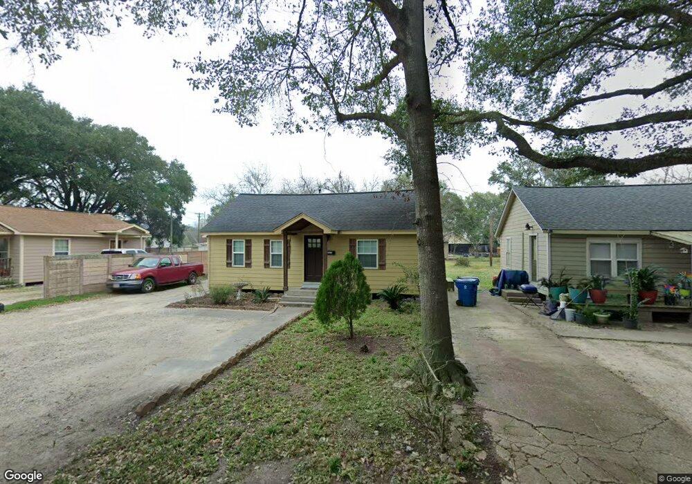 2513 Avenue F, Rosenberg, TX 77471 - photo 1