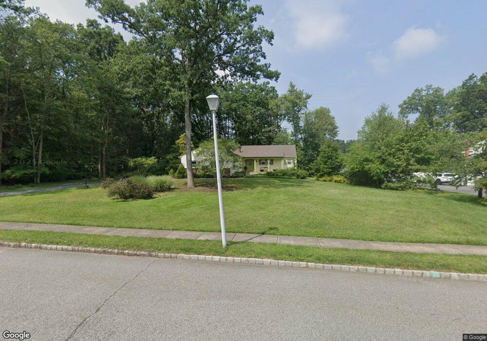 9 Fenwick Rd, Whippany, NJ 07981 - photo 1