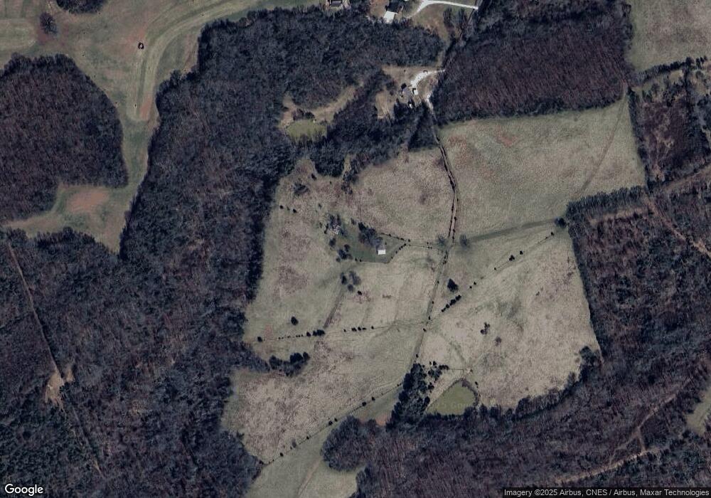 536 T B Thornton Dr, Hartwell, GA 30643 - photo 1