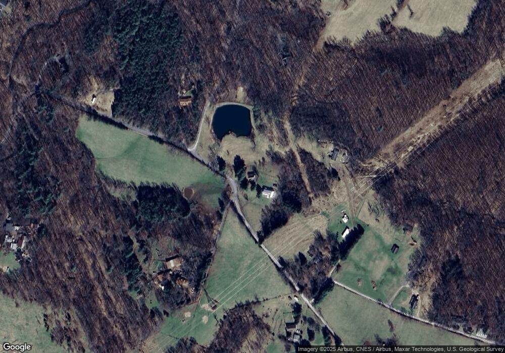 769 Ruppenthal Rd, Berkeley Springs, WV 25411 - photo 1