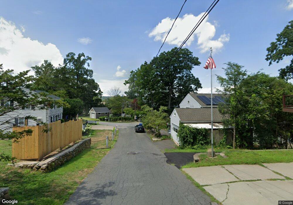 21 Hawthorne Rd, East Hampton, CT 06424 - photo 1