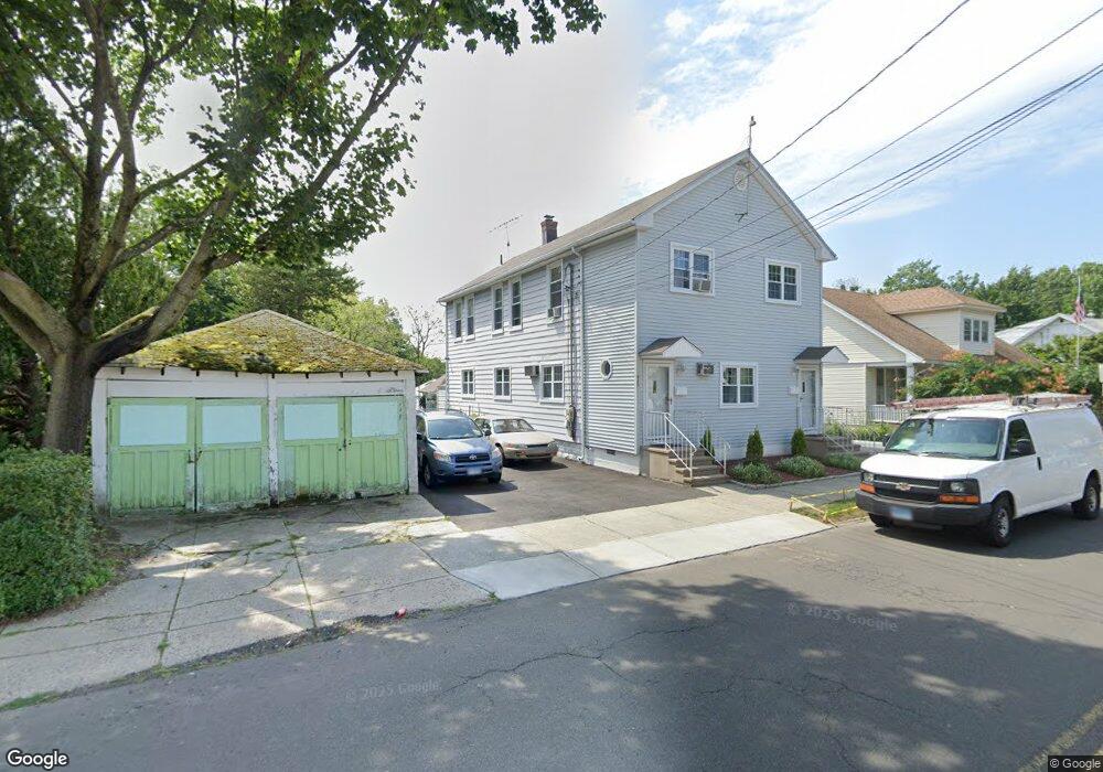 525 Wayne St unit 2, Bridgeport, CT 06606 - photo 1