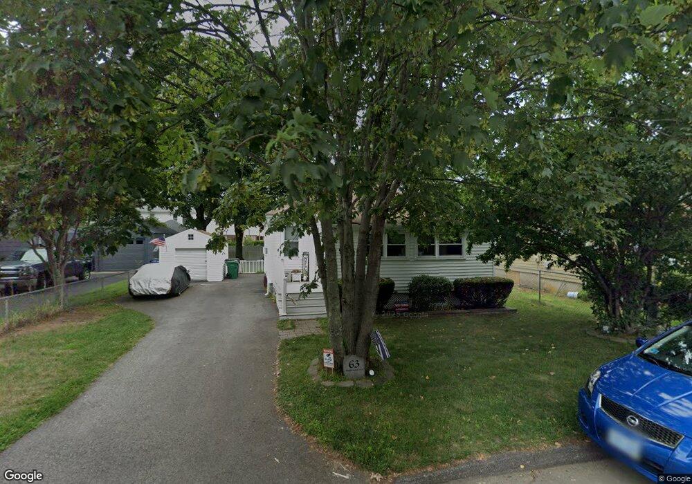 63 Maplewood Ave, Warwick, RI 02889 - photo 1