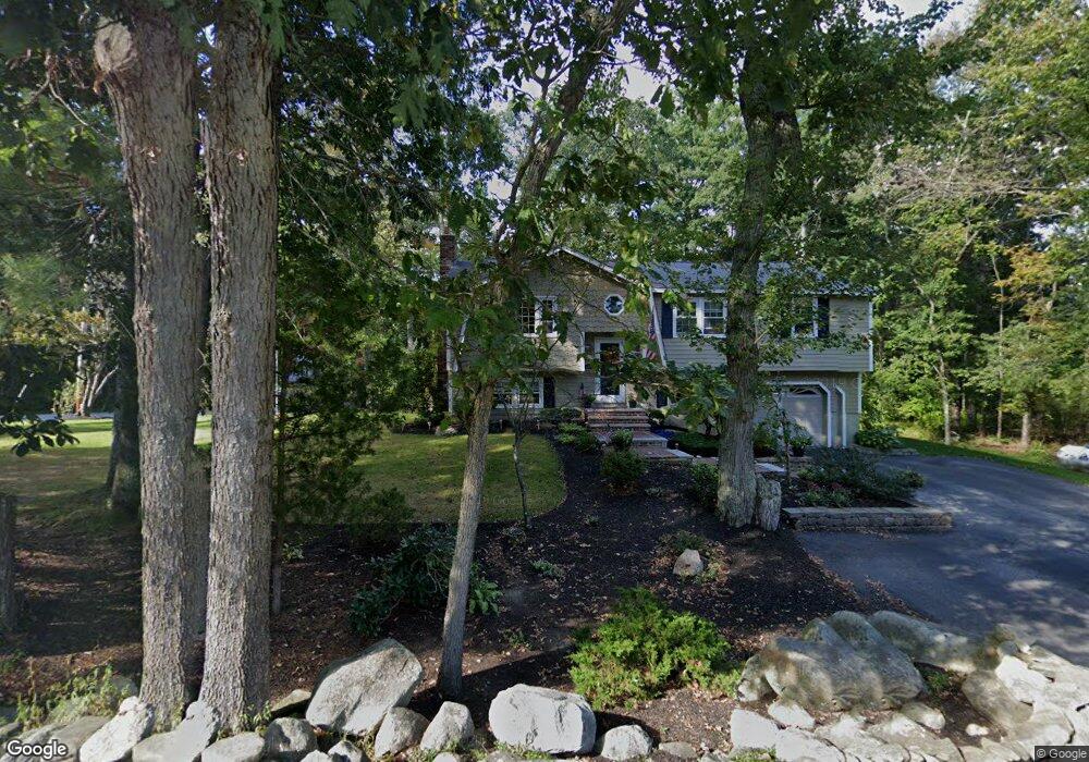 481 Pelham Rd, Dracut, MA 01826 - photo 1