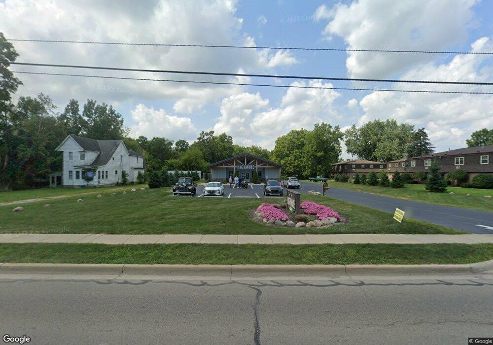 840 S Main St unit S M52, Adrian, MI 49221 - photo 1