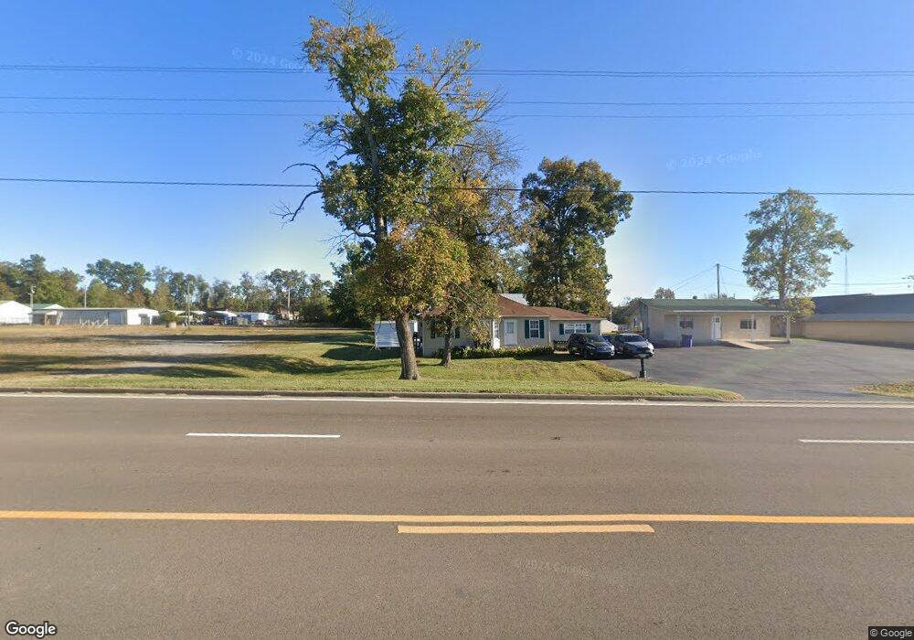 2025 Madison St, Shelbyville, TN 37160 - photo 1