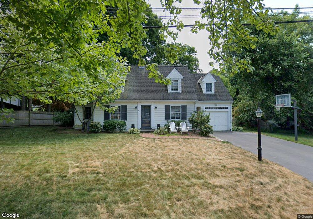 8 Roberts Rd, Wellesley Hills, MA 02481 - photo 1