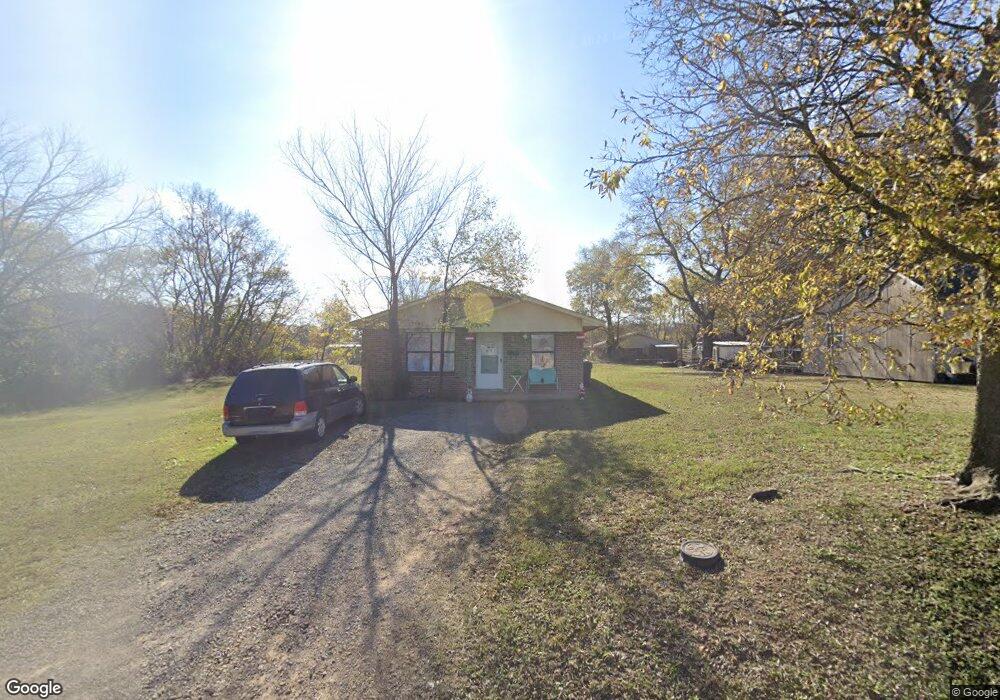 1505 W Broadway St, Henryetta, OK 74437 - photo 1