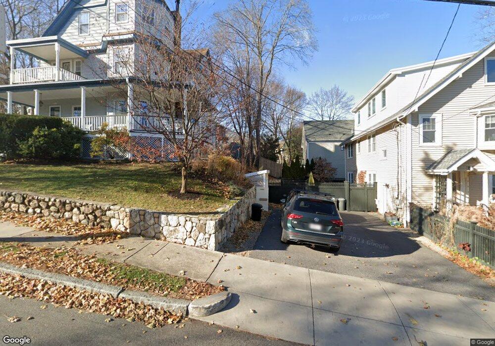 49 Robbins Rd unit 2, Arlington, MA 02476 - photo 1