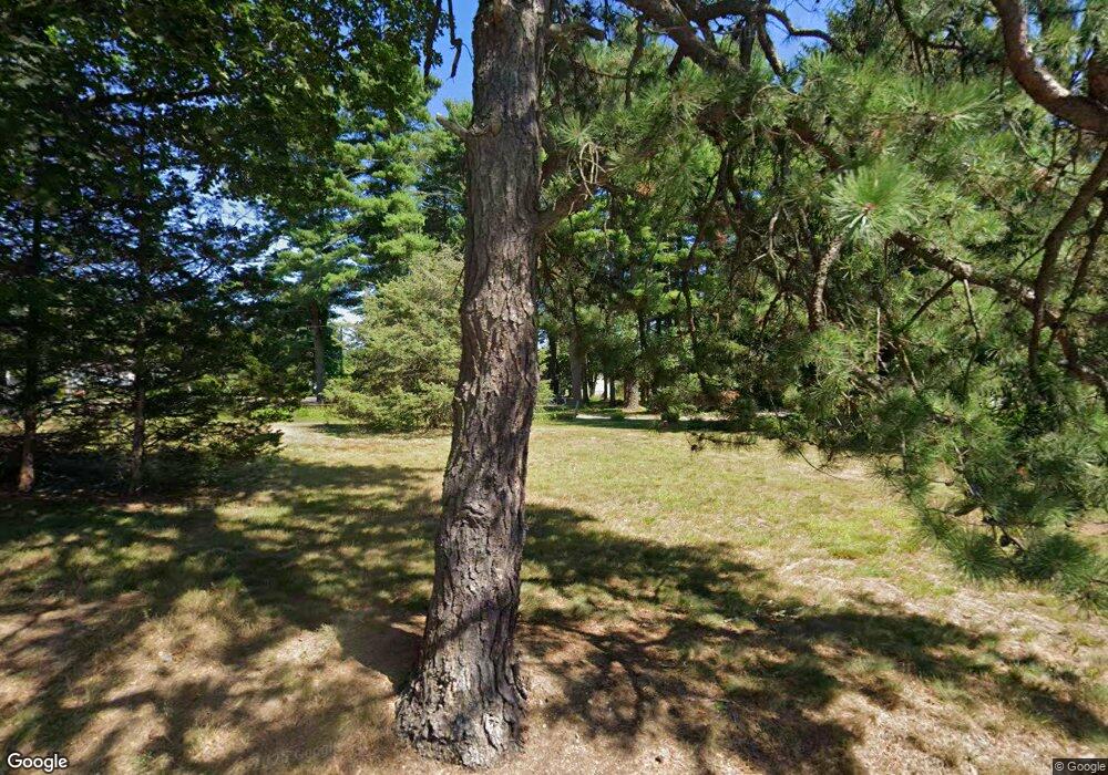 27 Lakeview Rd, Mansfield, MA 02048 - photo 1