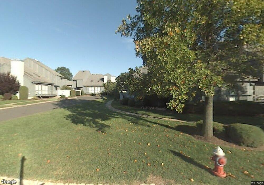 35 Linda Ln, Edison, NJ 08820 - photo 1