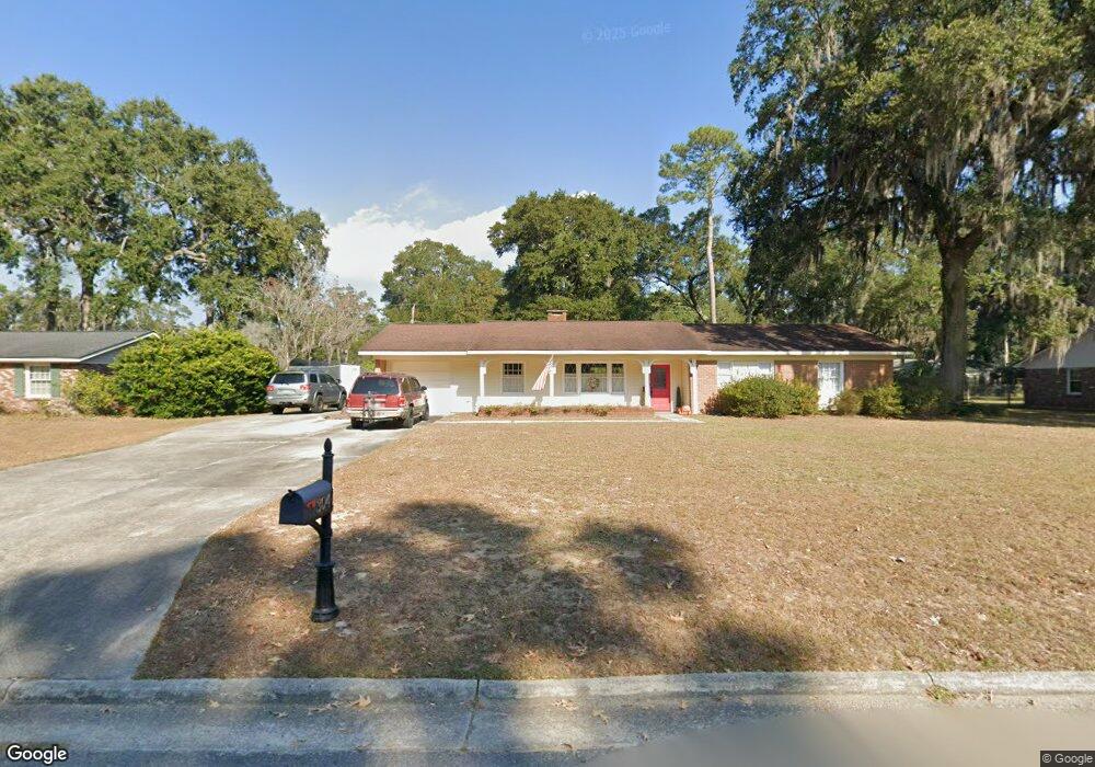 304 Pickwick Rd, Savannah, GA 31410 - photo 1