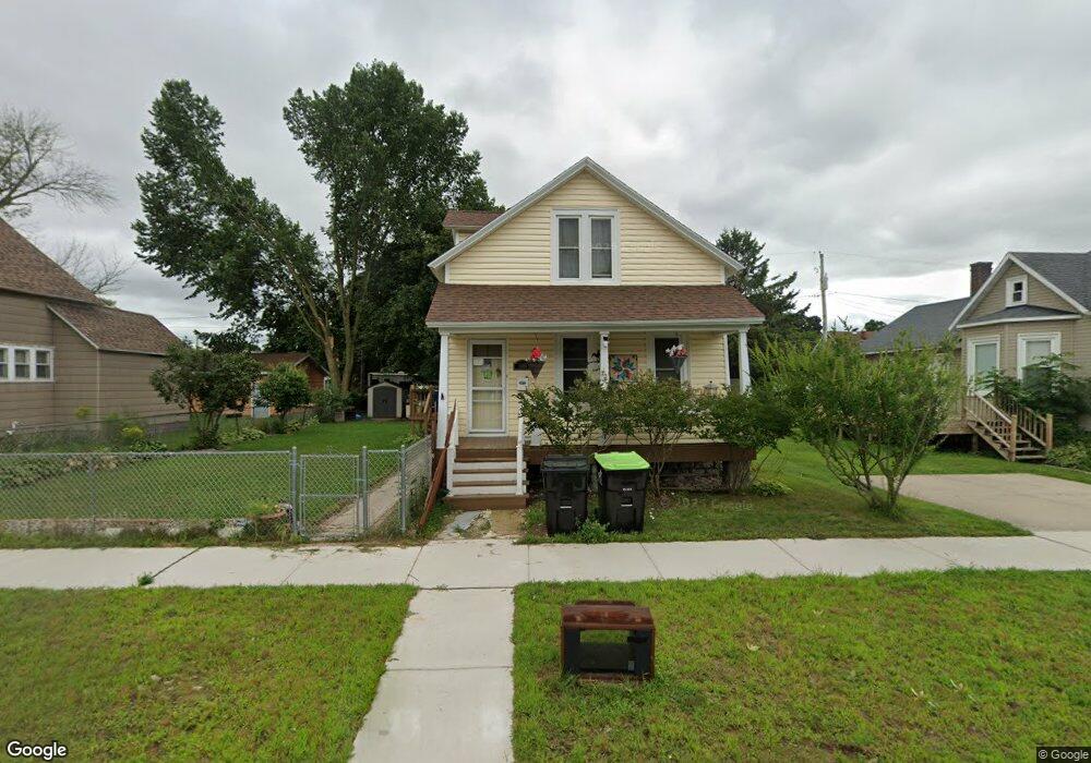 1605 15th Ave, Menominee, MI 49858 - photo 1