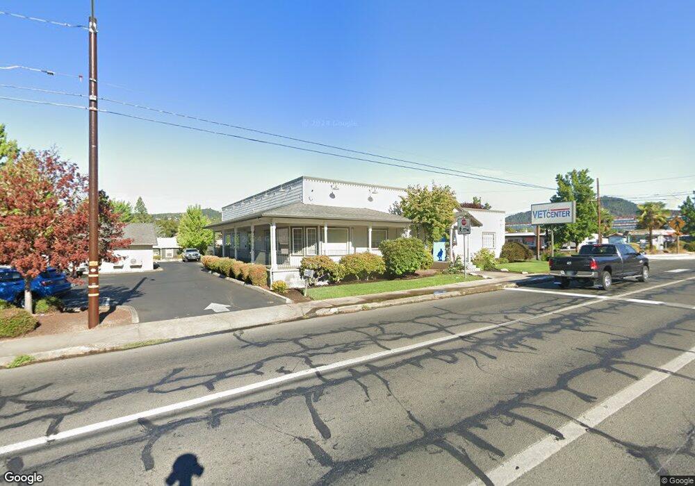 135 NE Steiger St, Grants Pass, OR 97526 - photo 1