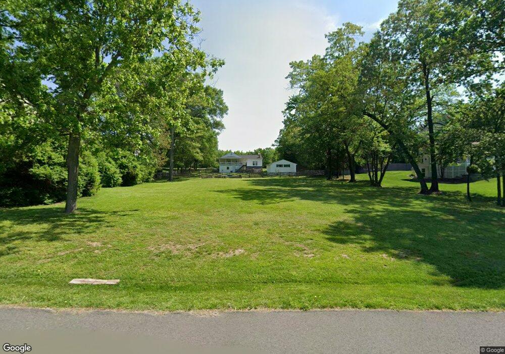 8908 Kiger St, Lorton, VA 22079 - photo 1