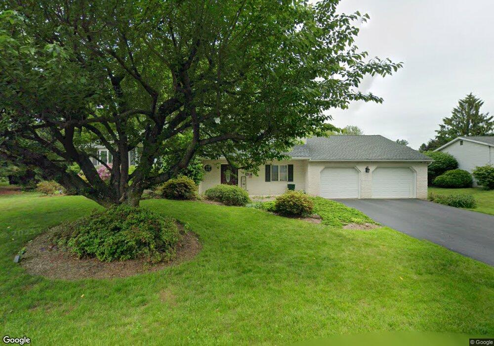 5455 Doris Dr, Allentown, PA 18106 - photo 1