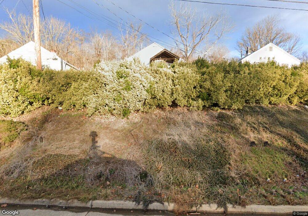 1713 E Main St, Waynesboro, VA 22980 - photo 1