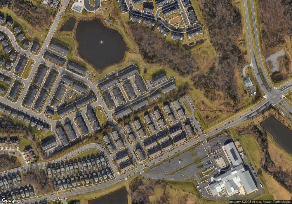 42611 Offenham Terrace, Chantilly, VA 20152 - photo 1