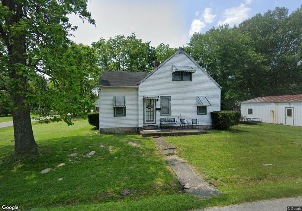 384 S 2nd St, Austin, IN 47102 - photo 1